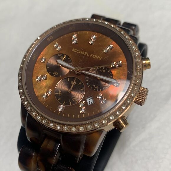 Showstopper Michael Kors Watch - Picture 1 of 11